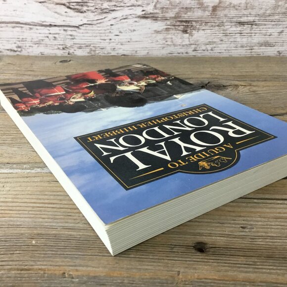 A Guide To Royal London By Christopher Hibbert Paperback 1987 Macmillan 8.25" x - Picture 4 of 9